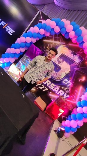 Celebration Setup for Gamers: Balloon Arch and Decor