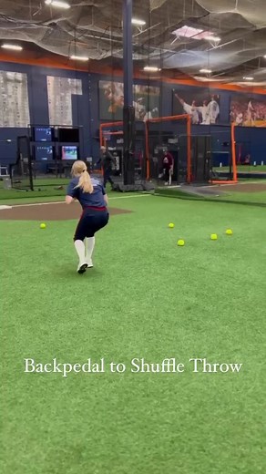 Outfield drills #highlevelthrowing #throwing #softball #fastpitchsoftball #baseball #softballcoach #softballlife #softballdrills #throwhard