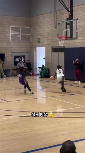 😂😂😂😂 (lefthandbandit_/IG) #playmaker #basketball #hoops | basketball