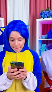 Cool Lipstick Hack 😱 | 123 GO House