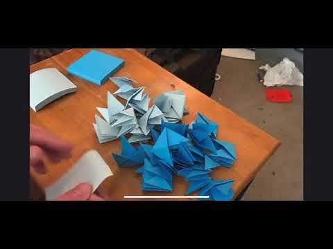 Making an origami snake with sticky notes