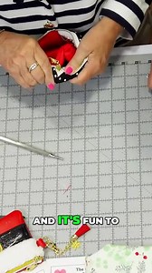 Create these heartfelt Santa bags for loved ones. Just one of the 15 amazing projects in Holiday in a Hurry 2 https://buff.ly/47qwHxV | Gloria Horn Sewing Studio