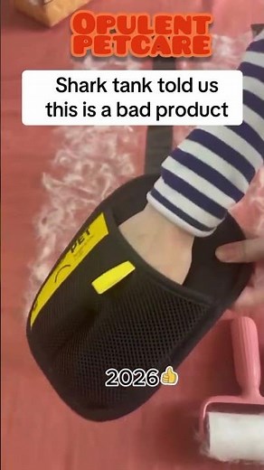 😱🐾✨ Pet Hair Removal Mitt = the easiest fix for cat & dog hair on clothes, furniture & car seats.