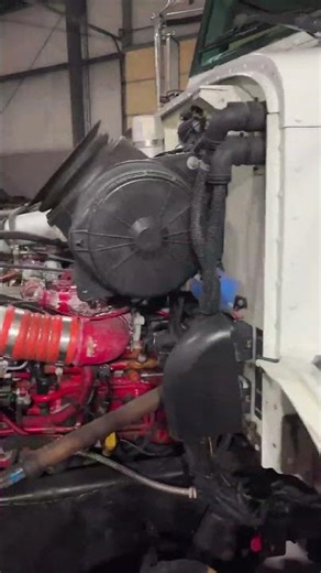 2009 PETERBILT 335 For Sale