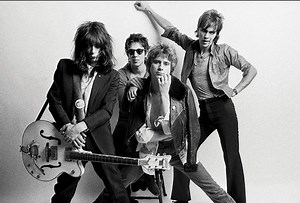 RIP: The Heartbreakers' Guitarist and Johnny Thunders Bandmate Walter Lure Dead at 71 -