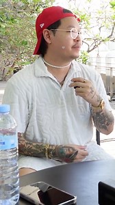 103K views · 3K reactions | โดนสาวอังกฤษสัมภาษณ์เป็นภาษาไทย #ฝรั่งพูดไทย #สาวต่างชาติ #สาวอังกฤษ #อังกฤษ #แฟนฝรั่ง #thailand #bangkok | English Please | Facebook