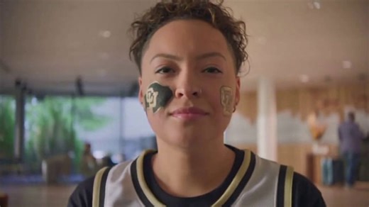 Marriott TV Spot, 'Follow Your Team'