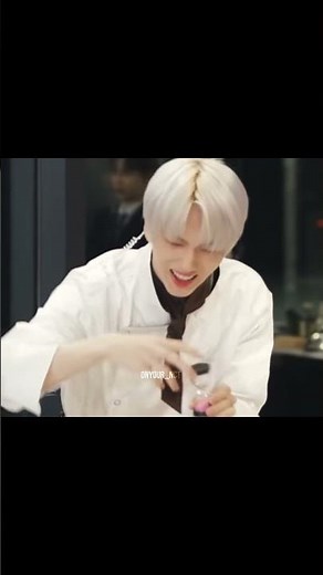 jisung can't do anything 💀 #jisung #marklee #doyoung #nct #kpop