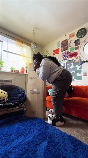 Exciting New Bass Unboxing from Saito Guitars