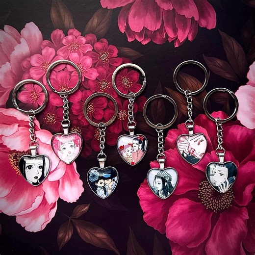 Anime Girls Matching Heart Keychains - Etsy