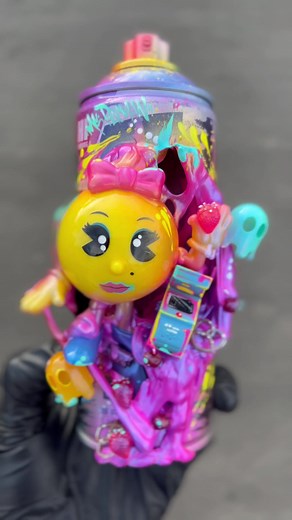 New “Street Pac” Bomber ft. Ms. pacMan all dolled up and dripping in Color… #pacMan #msPac #Arcade #Nerd #Drop #Drop #pacmanfrog