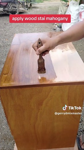 How to Apply Mahogany Wood Stain: A DIY Guide