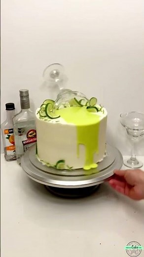 Make a Margarita Cake - with real tequila! Cheers! 🥂 #cakedesign #cakerecipe #cocktail