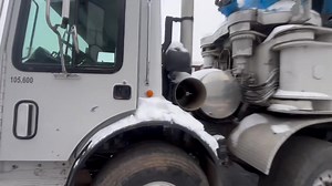 2006 Mack MR600 tr 2006 Mack MR 600, etech, T318 trans (18 speed), vin number# 1MK2k01C36M031104, camelback suspension, runs and drives, right side collision, junk bill of sale. Adelmans Chicago 3051 E 106th Chicago Mack MR600- Call #mack #truck #trucking #camelback #pumptruck #concrete #concretepumper | Adelmans Truck Parts