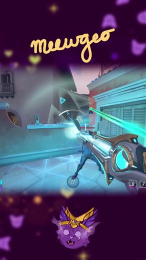 CAT GOT PRESENT FOR MOMMY 🐱🎁 | Overwatch