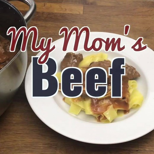 This is My Mom's Beef Paprika, and you really should make it, it's so freakin' flavorful!! YUM. ;) Get the recipe: https://comfortablefood.com/recipe/moms-beef-paprika/ | Comfortable Food