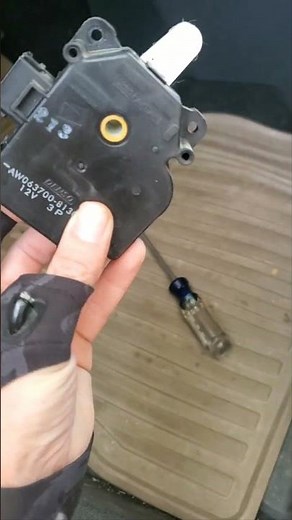 pt 3/5- Replacing 2013 Ford Edge blend door actuator
