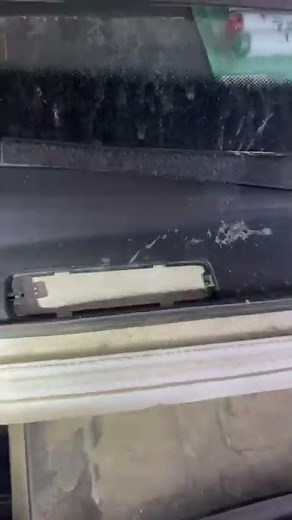 Citroen Jumpy Vin number location