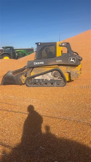 229K views · 3.2K reactions | The big corn pile is gone! We were fortunate to have good weather the last month to get this project done. We hauled it all to Red Trail Energy LLC, which is a little over an hour haul one way. Always a little nerve racking to have grain on the ground. #corn #farming #trucking #harvest | JC Farms | Facebook
