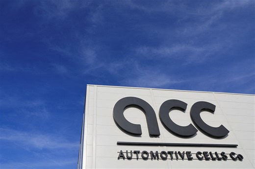 ACC, respaldada por Stellantis, abandona los planes de gigafábricas en Italia y Alemania, según sindicato