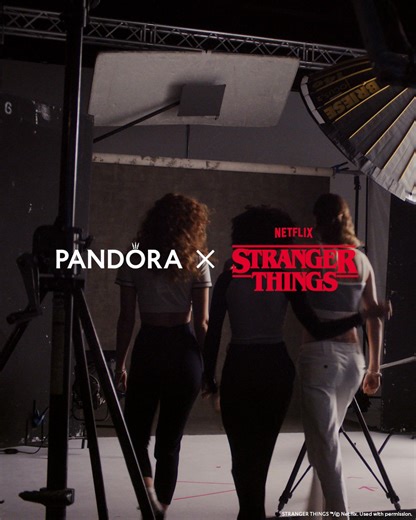 8.6K views · 21 reactions | Prietenii nu mint. Prietenii nu îi lasă pe prieteni să rateze veşti extraordinare, cum ar fi lansarea colecţiei Pandora x Netflix Stranger Things. Achiziţionaţi piesele preferate aici: https://to.pandora.net/UctGZo #PandoraxNetflixStrangerThings #StrangerThings #StrangerThingsSeason5 | Pandora | Facebook