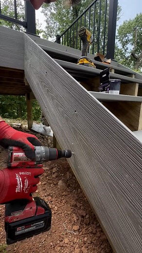 composite fascia for stairs #deck #composite | Vitalik Tatalik | Facebook