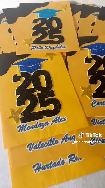 Ideas de Sobres Decorados para Graduación