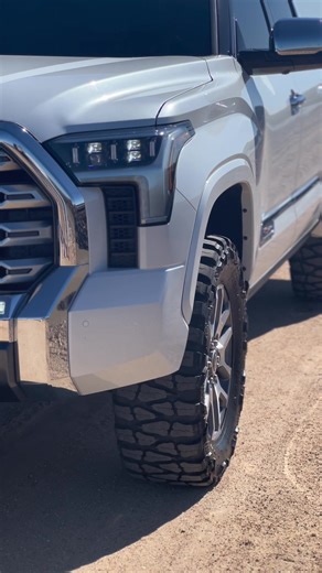 Clean and Simple Toyota Tundra Bubba Truck Video