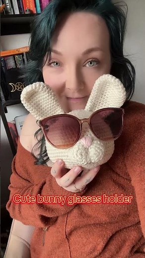 Crochet Bunny Glasses Holder | Easy Amigurumi Pattern for Beginners #crochet #crochetdesign