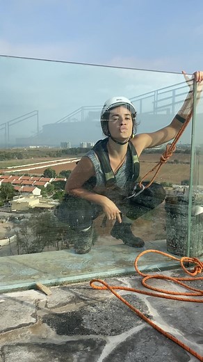 High-Rise Window Cleaning Techniques for Safety