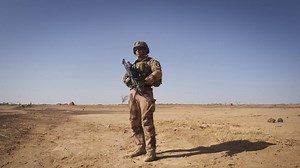 Opération Barkhane : la France confie sa base militaire de Gossi au Mali | TF1 Info