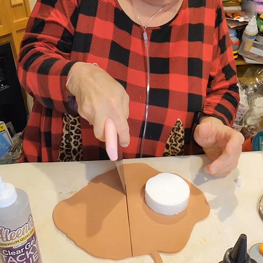 Here is part 1 of the 2 part tutorial on making an adorable gingerbread baking centerpiece. I hope you enjoy! #craftingwithmrsp #airdryfoamclay #candylanddecor #candylandtheme #funwithfriends #christmasdecorating #craftingismytherapy #gingerbread #gingerbreaddecor #christmascenterpiece #gingerbreadcenterpiece | Crafting with Mrs. P