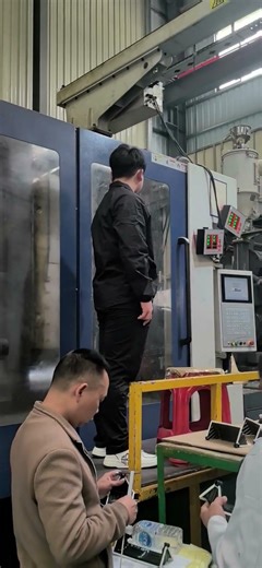 LANSON Two Color Plastic Injection Molding Machine for Tesla Auto Parts