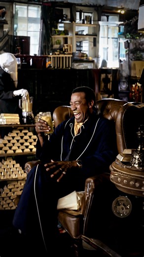 How many times have you thought of quitting your job this year? #GoodAdsMatter In 2009, Careerbuilder created its own fibonacci sequence of all the warning signs you should quit your job—a series of unfortunate corporate instances in a humorous tandem! Crafted with the purpose of not only being witty and memorable but also imparting some real and helpful advice to the audience, this Super Bowl commercial was interestingly the only airing piece of content from the campaign that initially constitu