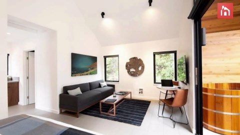 Stylish Forest Cabin Draws Visitors Near Hawaii's Beautiful Volcanoes