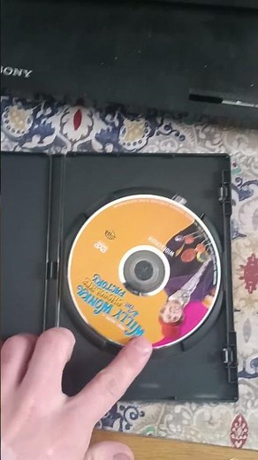 Willy Wonka and the Chocolate Factory DVD Overview