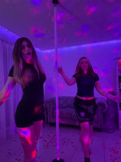 @❤️M❤️ #poledance #spinningpole #poledancelove #ledlights #fyp | pole dancing