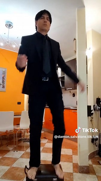 Damon Salvatore dans The Vampire Diaries : Moments Épiques