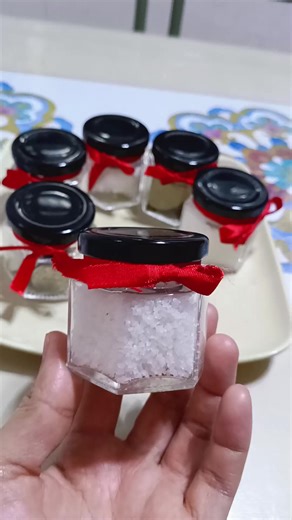 Pang Prosperity Jar para sa Chinese New Year