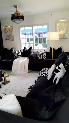 Unique Black Home Decor Ideas for Stylish Interiors