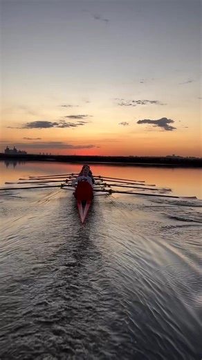 FIN-spiring strokes by Rutgers University Women's Rowing #beashark 🦈 | HUDSON Boat Works