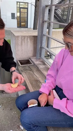 Mind blowing magic trick with one snack chip