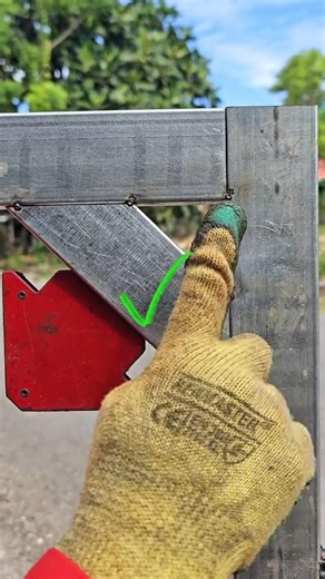 great trick to make strong metal square elbows #stickwelding #artandcraft #handaxe #welding