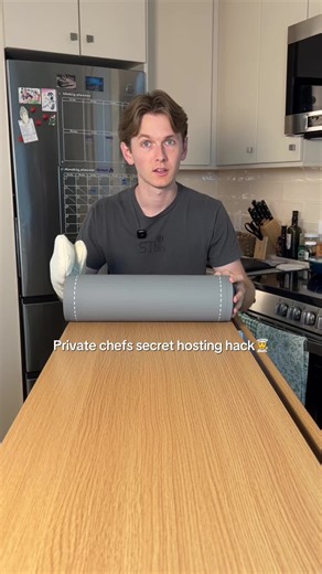 A private chefs secret hosting hack is a food warming mat! #foodwarmingmat #foodwarmer #hostingideas #hosting #cookinghacks