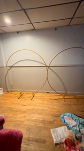 4.8K views · 2.4K reactions | It never fails me ! I love this backdrop style! My signature double hoop set up #balloons #balloonart #decor #first #birthday #balloongarland #inspo #moana #tropical | Cs_partyexpress | Facebook