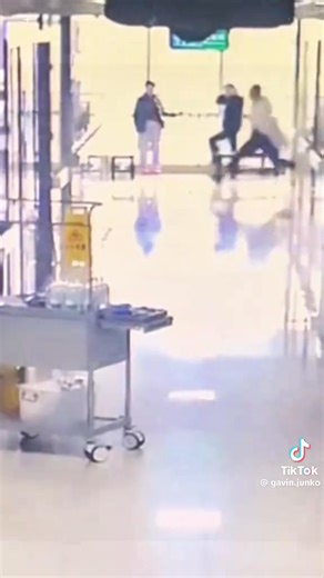 Went corporate 16 years, Covid lead me back to the clinical scene. I can happily say, I’m proud to be this kind of nurse again. There’s nothing more rewarding than saving a person’s life. Thank you to whoever put this video together. It gave me chills. #SavingLives | Chris Stephens-Oliphant