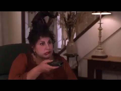 Kathy Najimy being iconic as Mary Sanderson in Hocus Pocus for 2.5 minutes