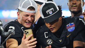 5 teams that could be evicted from the SEC & Big Ten in the future