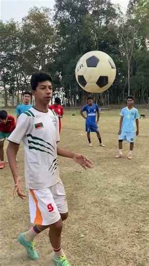 Controling চ্যালেঞ্জ 🤣🤣#football #follow #tranding #foryou