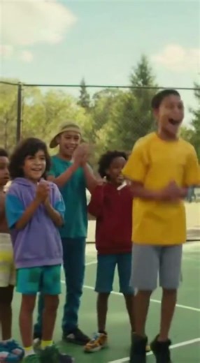 Bruce Lee’s Single-Finger Basketball Redirection — Effortless Precision🔥